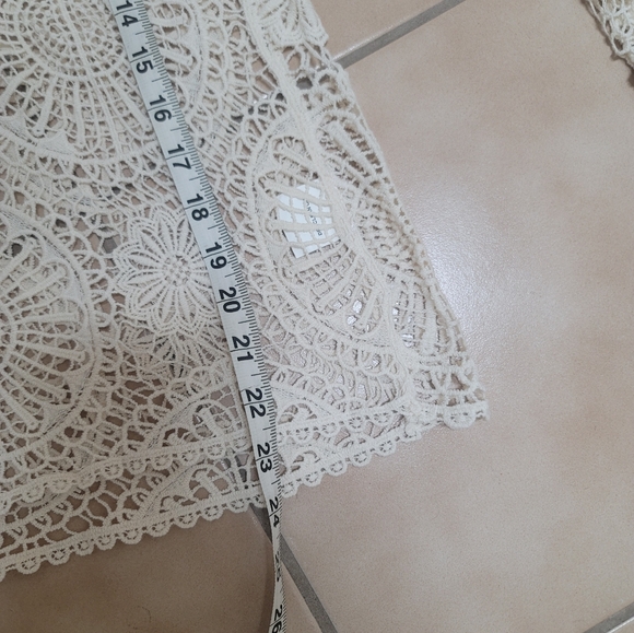 Cream Crocheted Sweater 🤎 - Picture 9 of 9